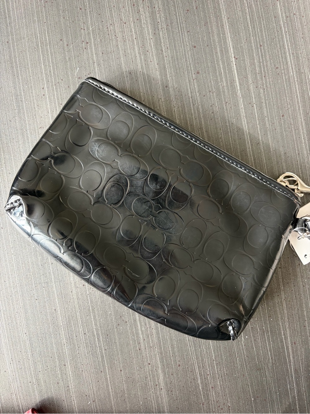 NWT Coach Embossed Liquid Gloss Medium Wristlet! - Picture 2 of 4